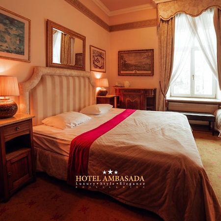 בולסלאביש Hotel Ambasada Boleslawiec מראה חיצוני תמונה