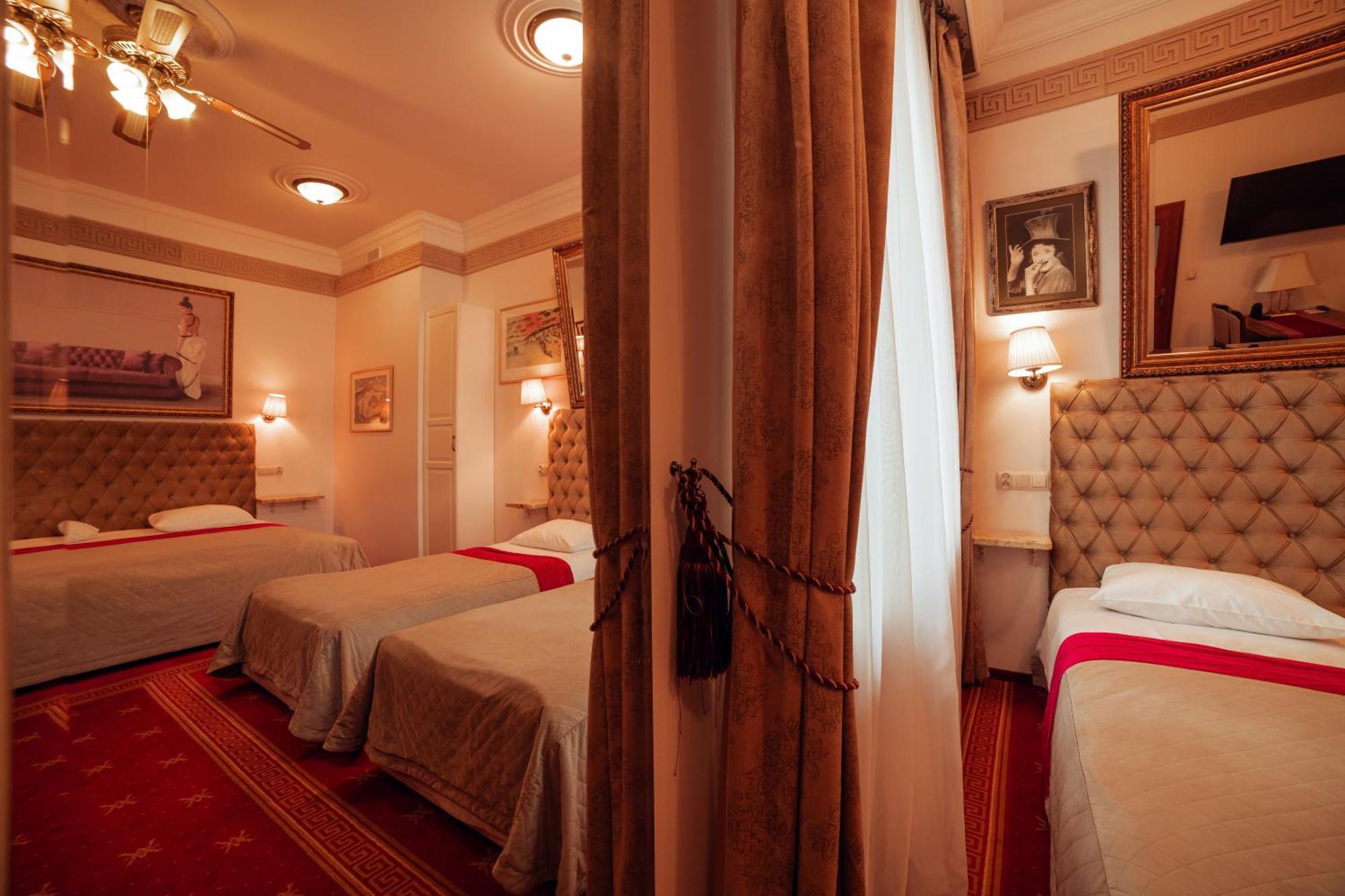 בולסלאביש Hotel Ambasada Boleslawiec מראה חיצוני תמונה